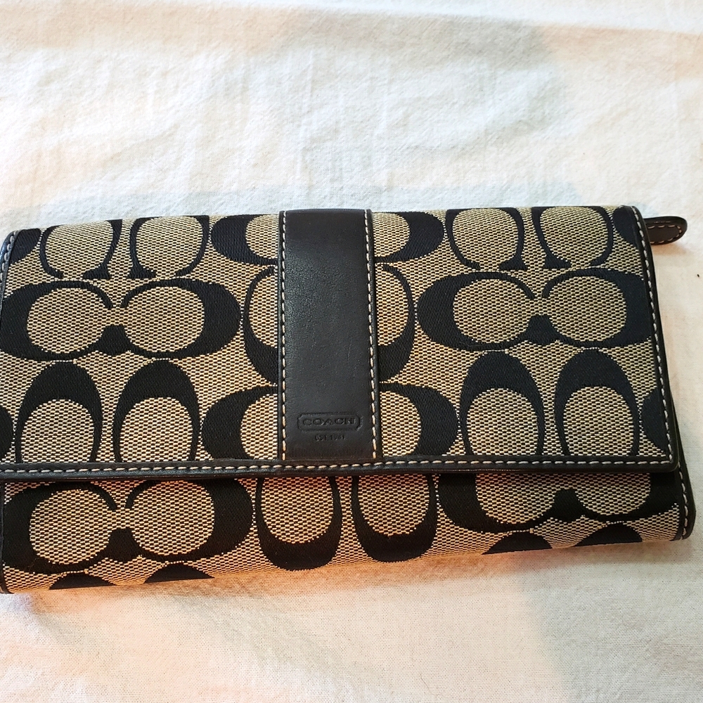 Black and Tan Leather Coach Wallet